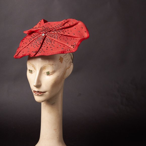 Red Jeweled Facinator Hat - Picture 6 of 11